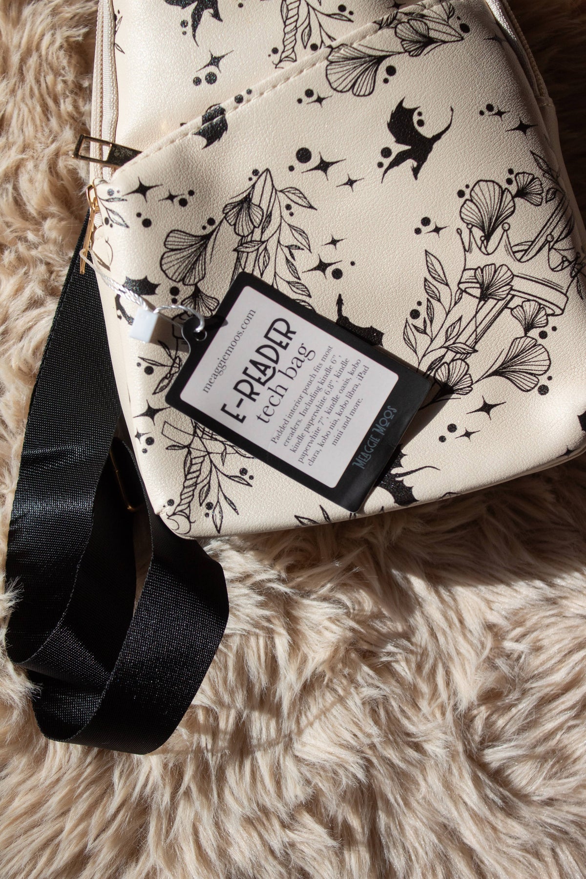 Bookish E-Reader Crossbody Tech Bag | Ivory Swords