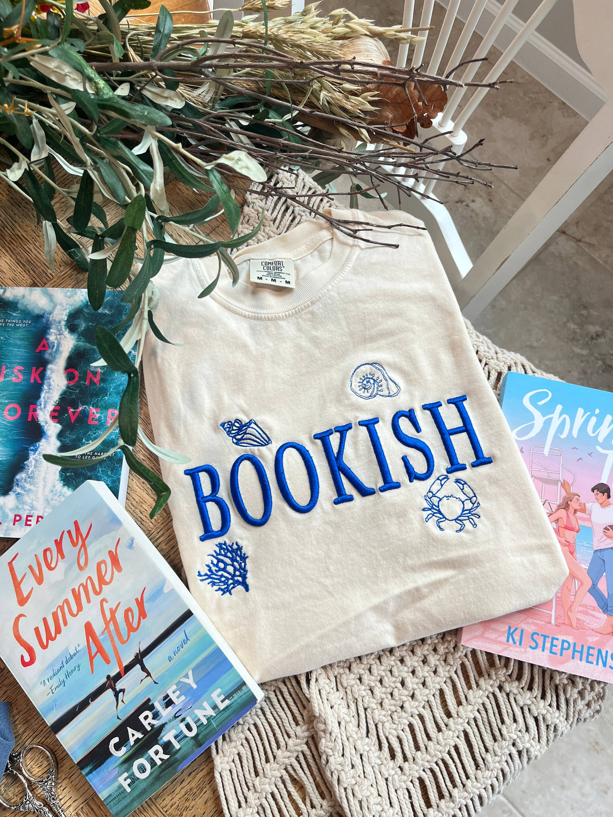 Bookish Summer T-shirt- Puff Embroidery: Ivory / XL