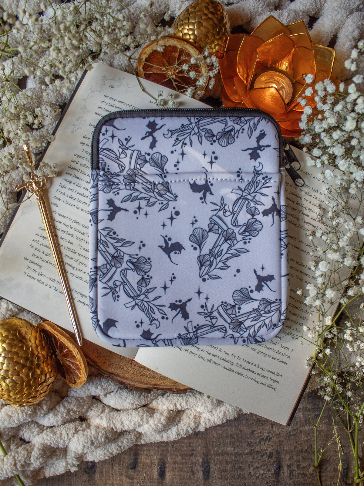 Ivory Swords Neoprene E-Reader/ Tablet Sleeve