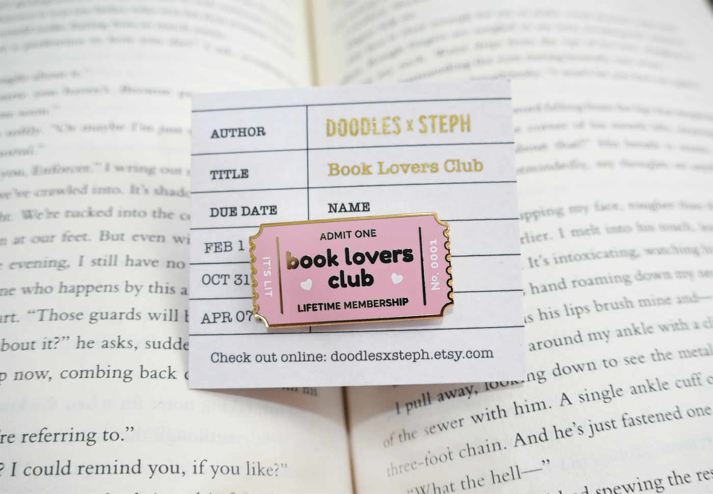 Book lovers club pin – gold enamel – pink, bookish