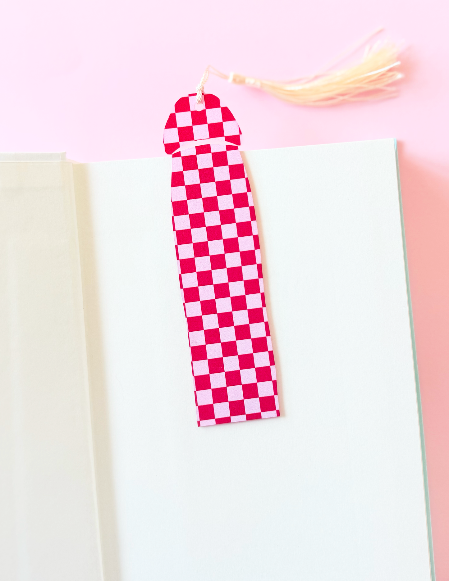 VDAY Checkered Cockmark Bookmark
